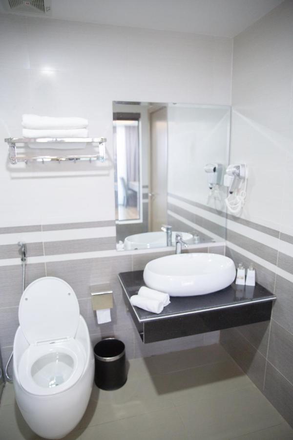 Bamboo Hotel Thanh Hoa Екстер'єр фото
